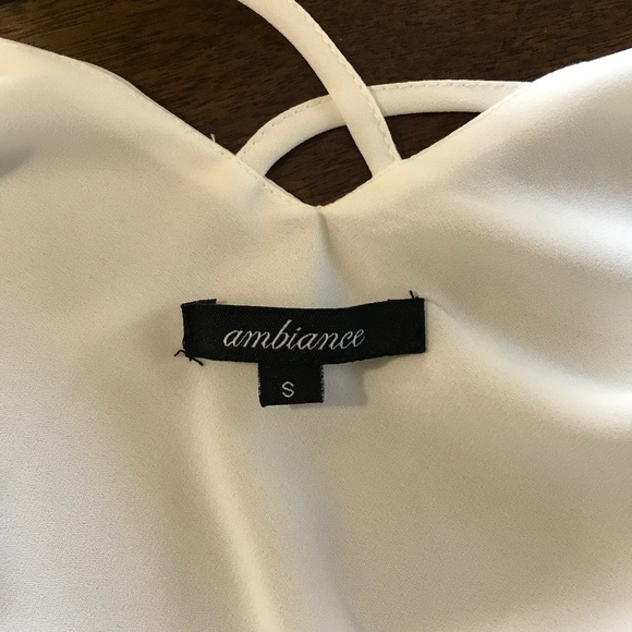 AMBIANCE Apparal Top - Picture 2 of 2